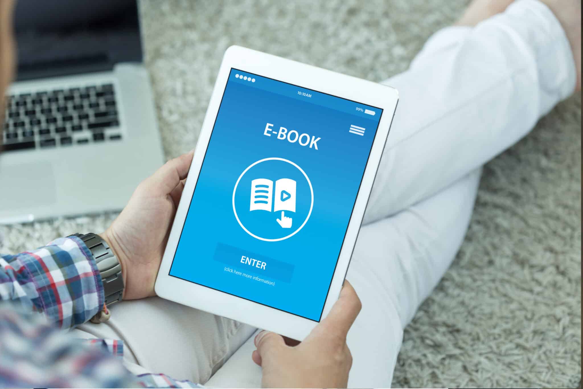 E-BOOK CONCEPT ON SCREEN